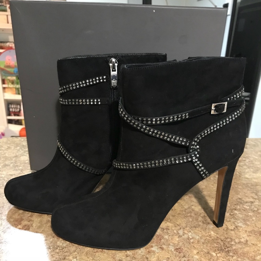 Vince Camuto